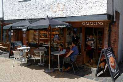 Simmons Bakers