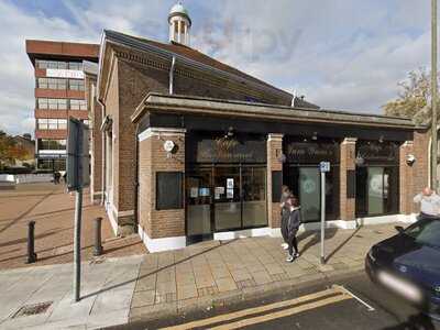 Yum Yum's Cafe Bar Restaurant