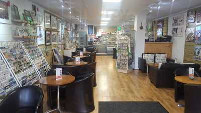 Quay Reflections Gallery & Coffee Shop