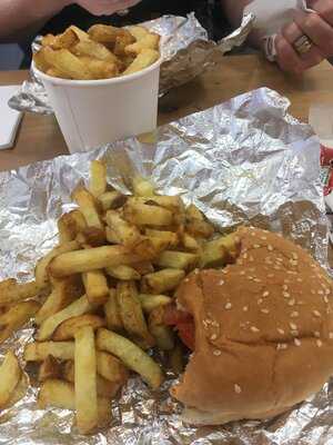 Five Guys Canterbury