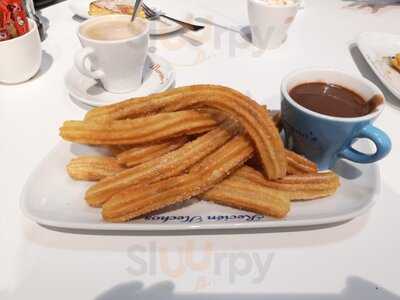 Morano's Churreria Y Chocolateria