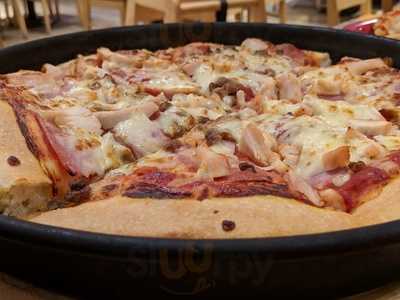 Pizza Hut Worcester Shrub Hill