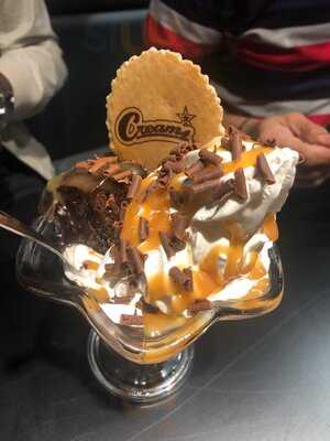 Creams Cafe