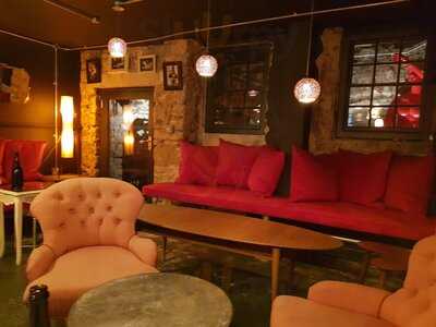 Champagne+fromage Bath