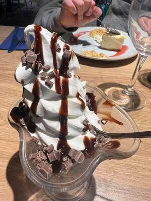 Legoland Windsor Bricks Family Restaurant