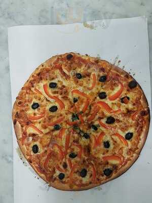 Avanti Italian Restaurant & Pizzeria