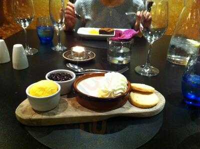 Merchants Bar & Grill