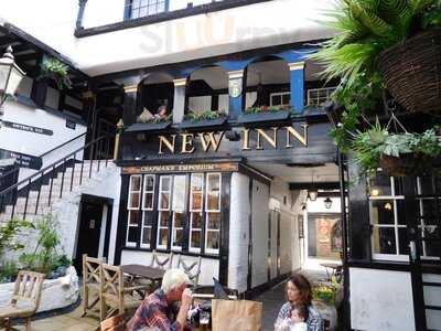 Pilgrims Restaurant And Old Tap