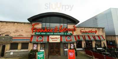 Frankie & Bennys