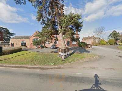 Hamilton's At The Royal Oak