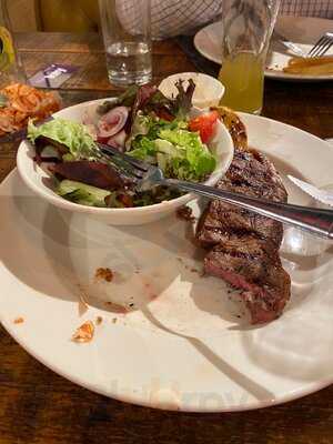 Beefeater Reading Gateway M4, J11