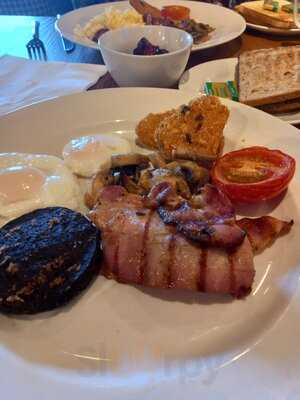 Beefeater Reading Gateway M4, J11