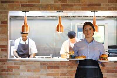 Waterside Bar & Restaurant