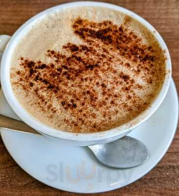 Loqum Cafe & Restaurant