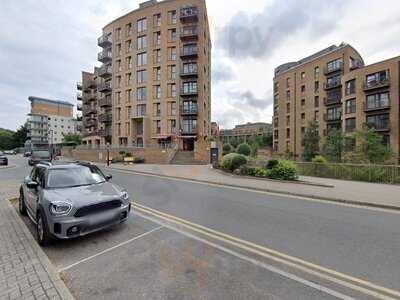 Loqum Cafe & Restaurant