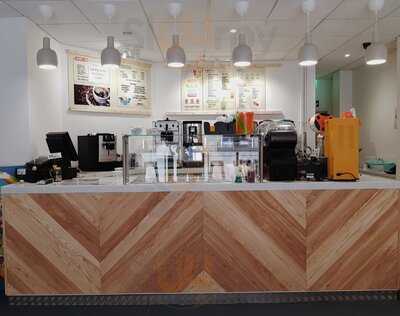 Ooshi Bubble Tea World