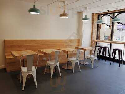 Ooshi Bubble Tea World