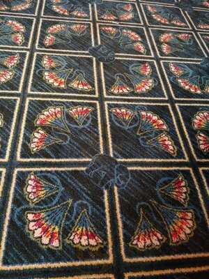 The Mechanical Elephant - J D Wetherspoon