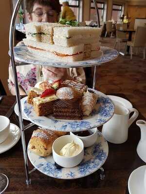 Harbour View Restaurant And Bar