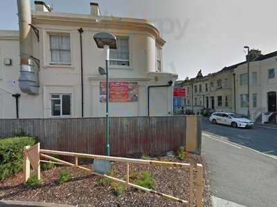 Fusion Queen Takeaway