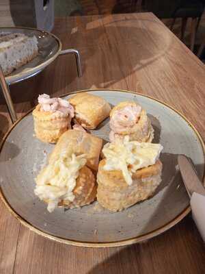 Dobbies Garden Centre