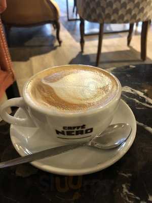 Caffe Nero