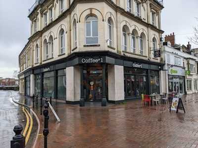 Robin's Sandwich Bar & Coffee Shop