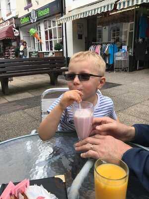 The Queen Elizabeth Cafe