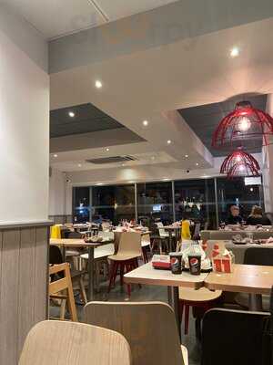 Kfc Wrexham - St Georges Crescent