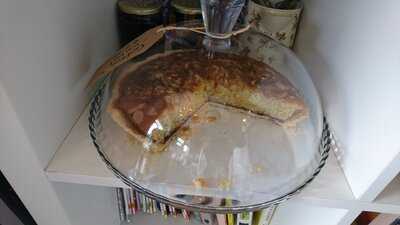 Lia's Cakes & Tearoom