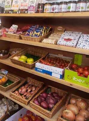 Galleries Shop & Cafe