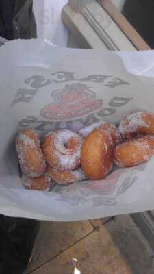 Dinky Donuts
