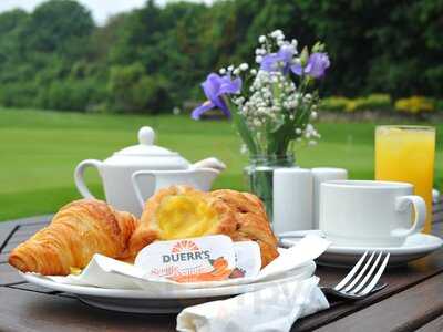 Sunday Lunch At Croham Hurst Golf Club