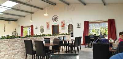 Alexanders Bistro & Restaurant