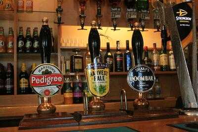 The Robin Mickleover Pub