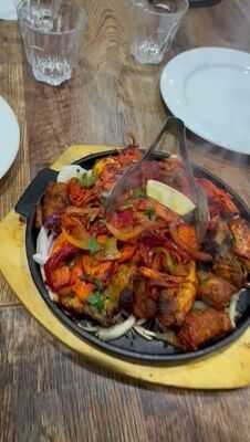 Punjab Balti & Pizza House