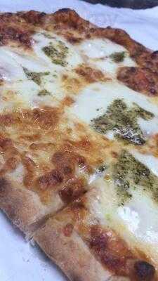 Gandom Persian Bakery