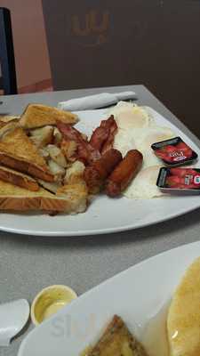 Country Corner Eatery