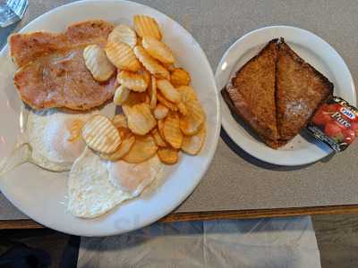 Country Corner Eatery