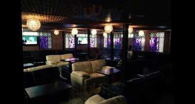 Arabisque Taboosh Cafe