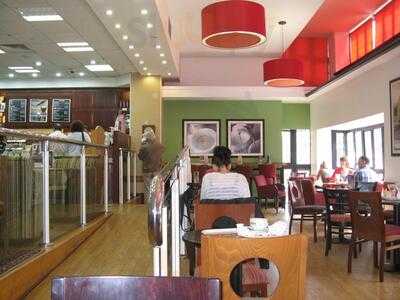 Costa Coffee Wh Smith