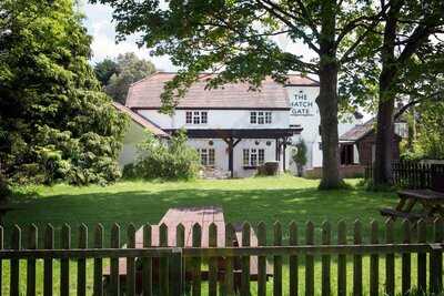 The Hatch Gate Inn