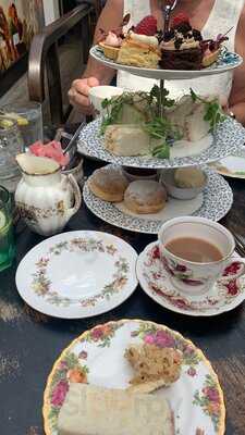 San Fairie Ann Restaurant & Bar