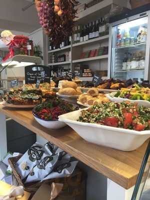 St James's Cafe Deli