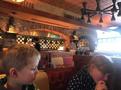 Frankie & Benny's