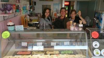 Yoies Ice Cream Parlour