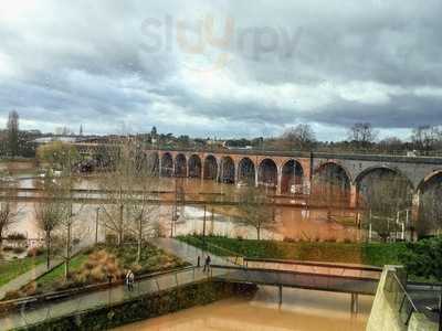 The Cafe At The Hive