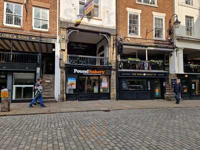 Poundbakery - The Cross