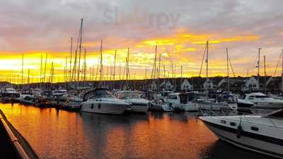 The Watermark Restaurant And Bar