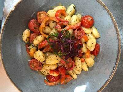 Henry Street Garden Centre